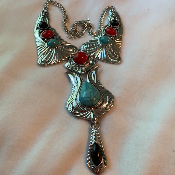 Ladies necklace - Picture 2 of 2